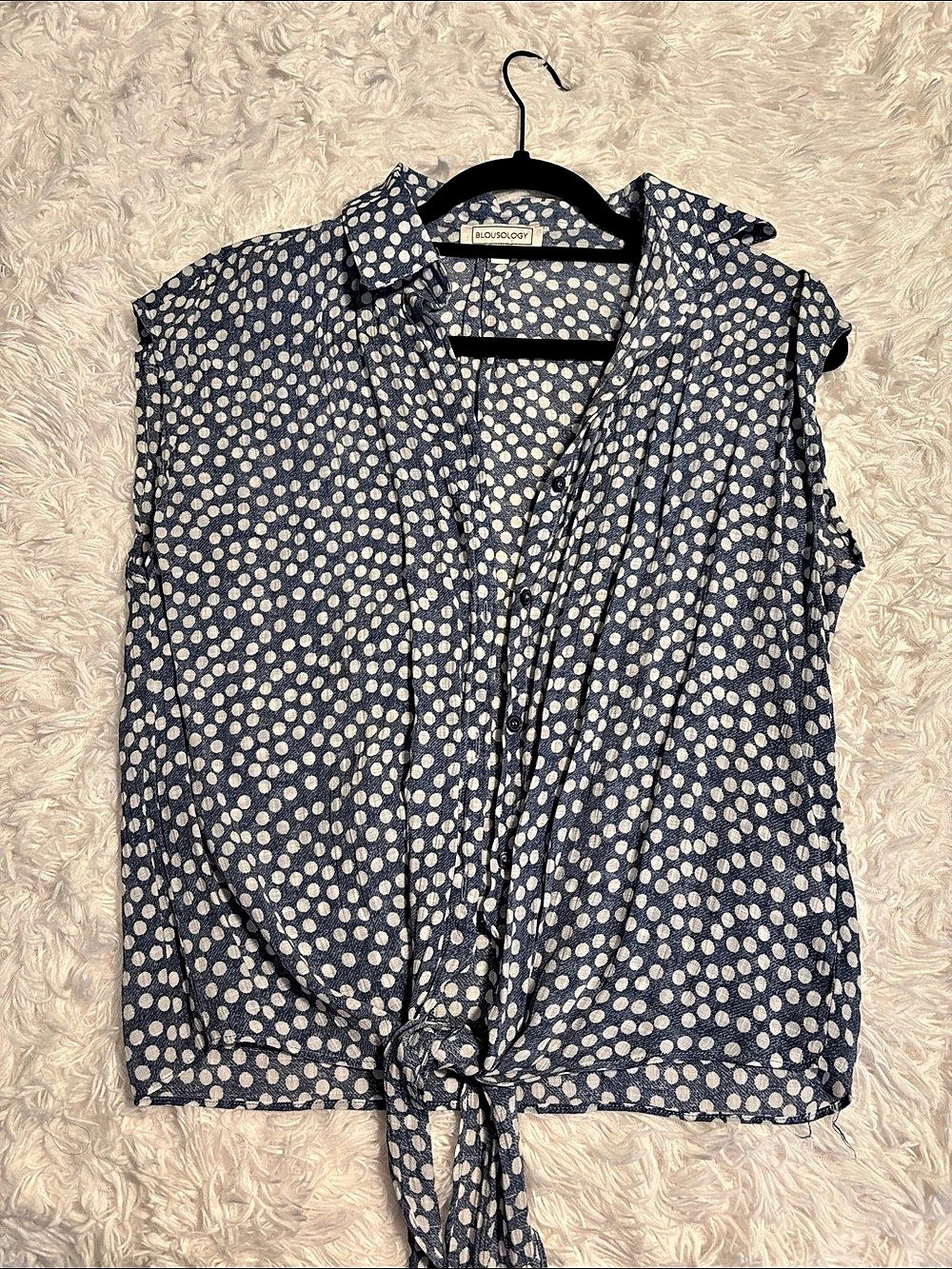 Blousology Polka Dot Tie-Front Blouse in Blue & White Size Small